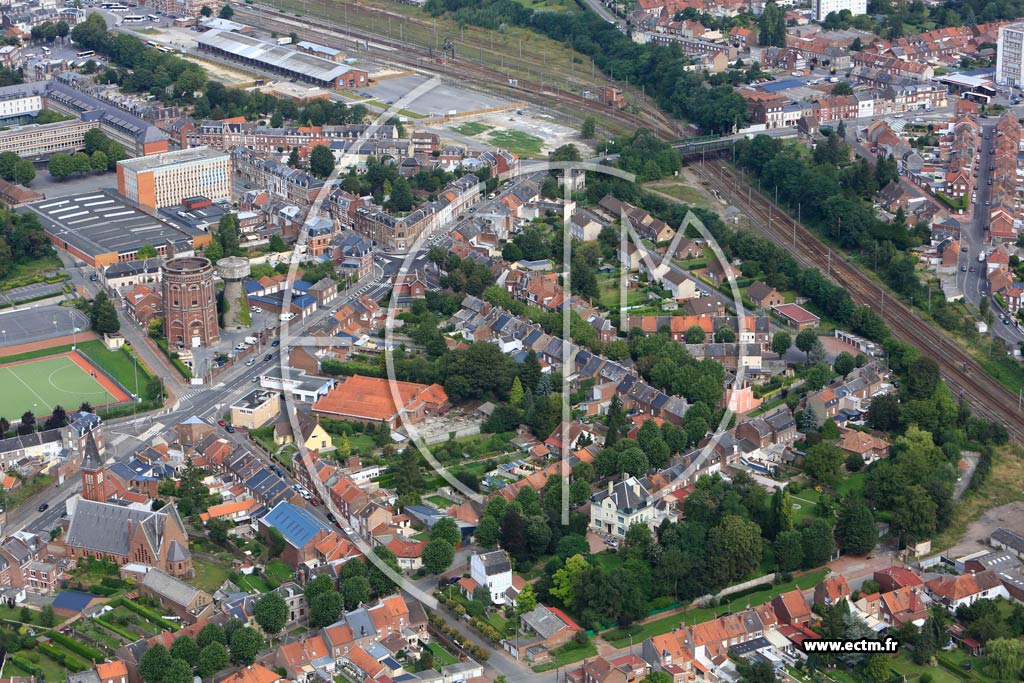 Photo arienne de Cambrai (Quartier du Palais des grottes)