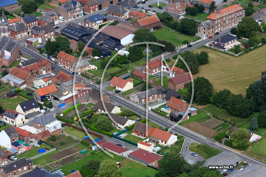 Photo arienne de Gouzeaucourt (Quartier de l'glise)