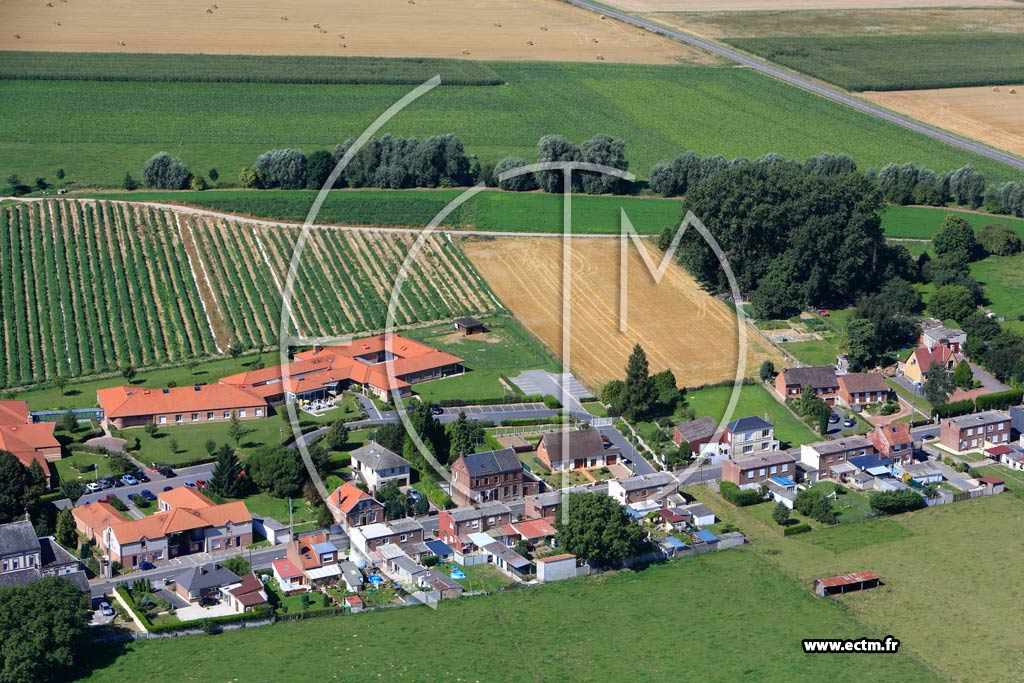 Photo arienne de Rieux-en-Cambrsis
