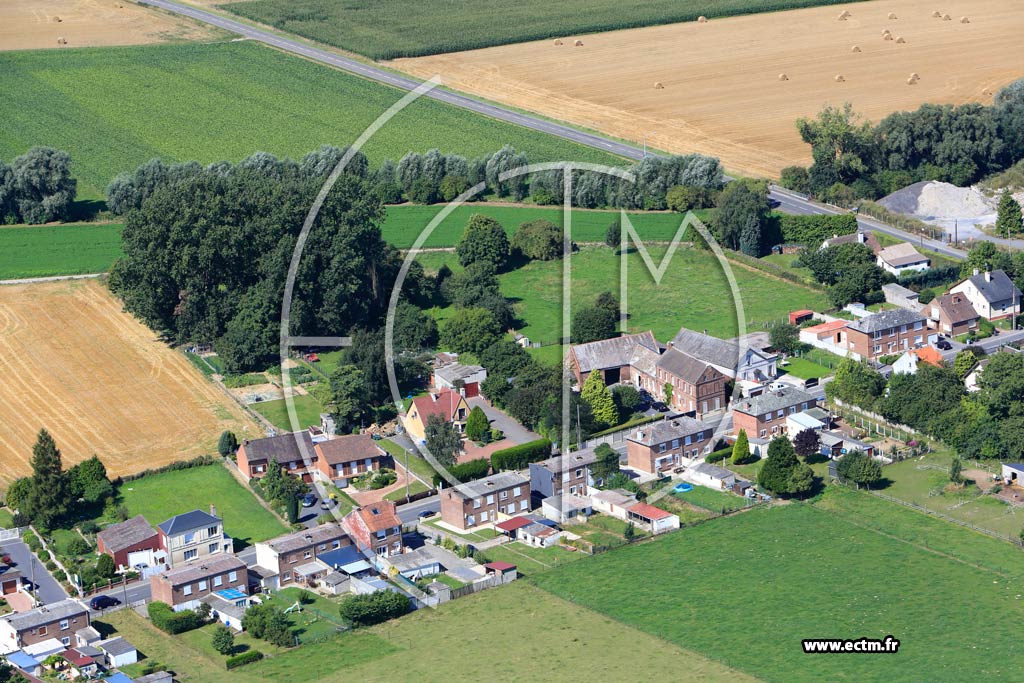 Photo arienne de Rieux-en-Cambrsis
