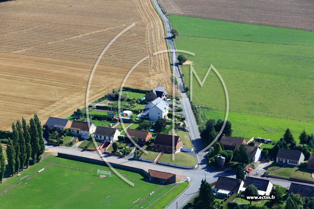 Photo arienne de Saint-Vaast-en-Cambrsis