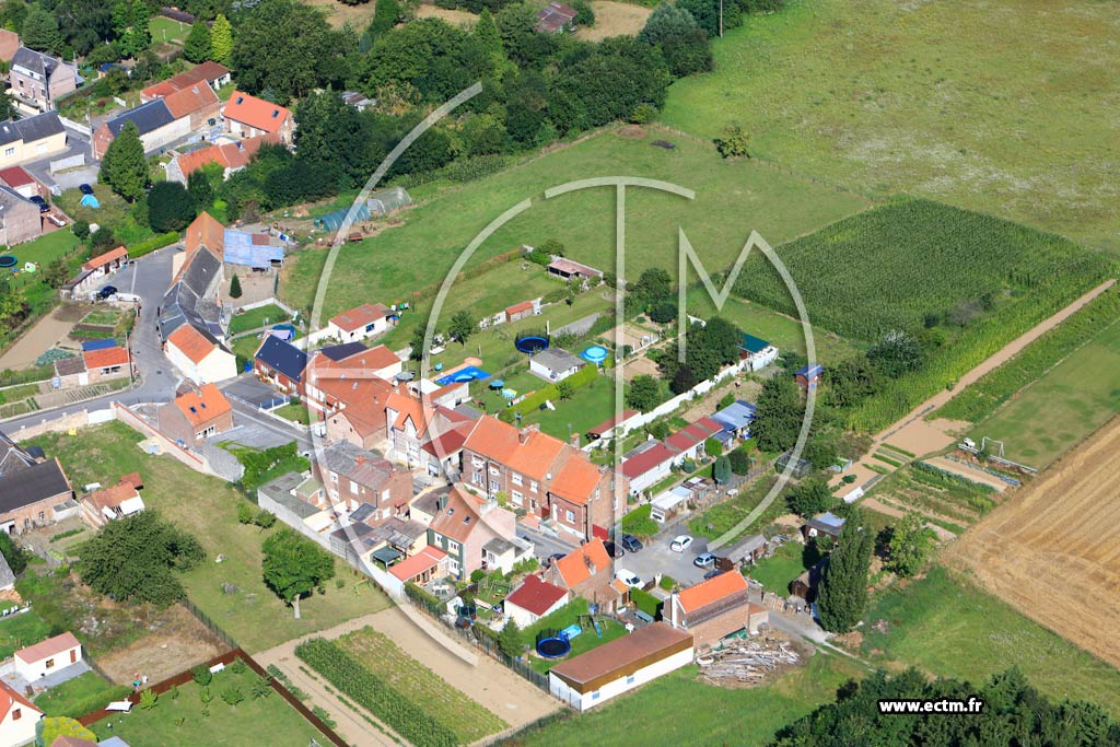 Photo arienne de Saint-Vaast-en-Cambrsis