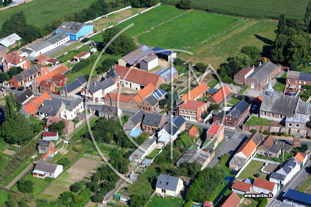 Photo arienne de Saint-Vaast-en-Cambrsis (Quartier de l'Eglise)