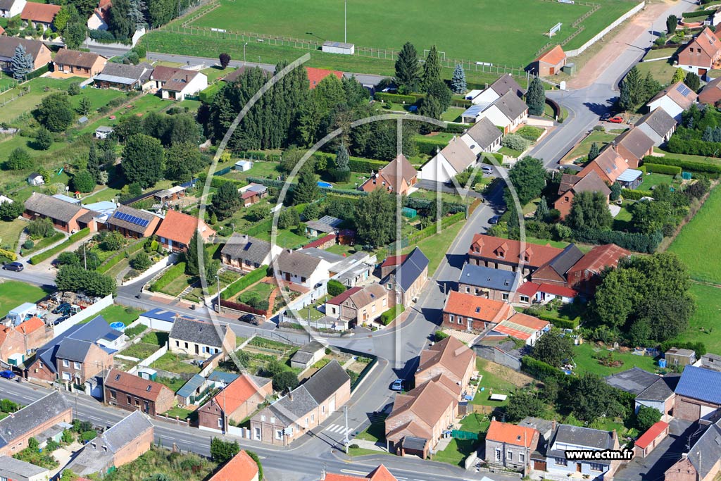 Photo arienne de Saint-Vaast-en-Cambrsis (Quartier de la Rue Benot Frachon)
