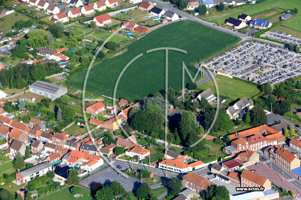 Photo arienne de Allouagne (Quartier de l'Eglise)