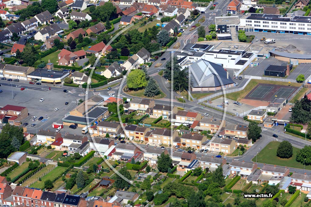 Photo arienne de Annullin (Place du March)