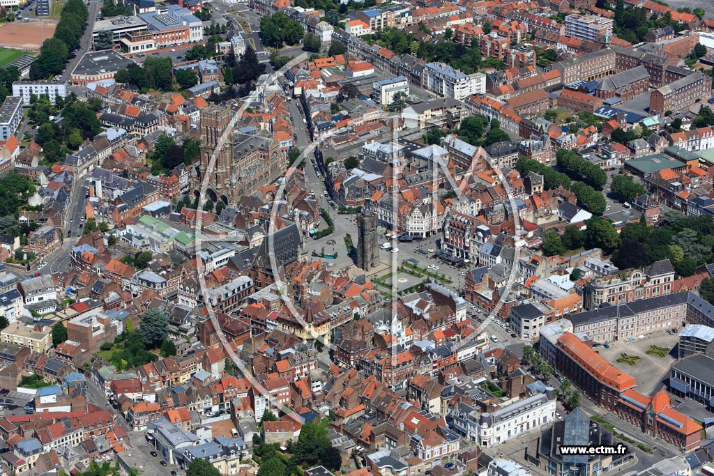 Photo arienne de Bthune (Grande Place)
