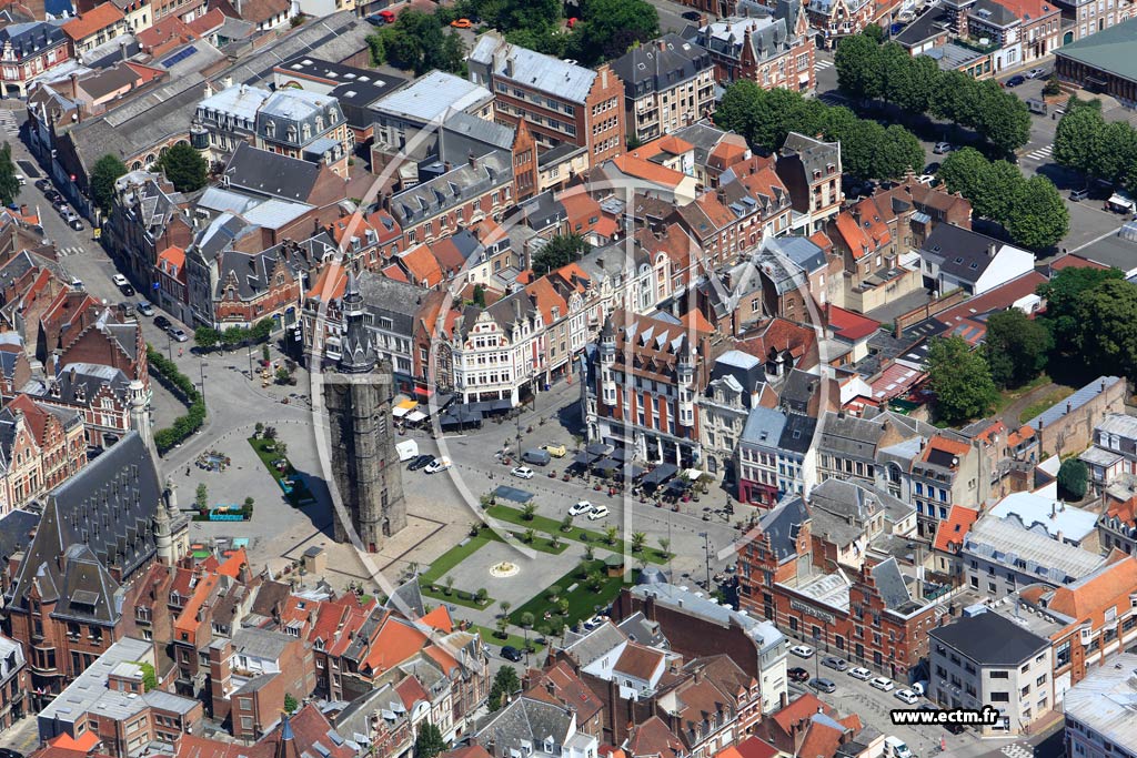 Photo arienne de Bthune (Grande Place)