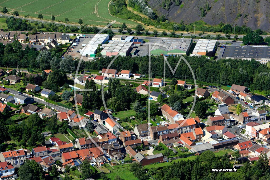Photo arienne de Mricourt (Quartier des Rues Ferrer et 1er Mai)