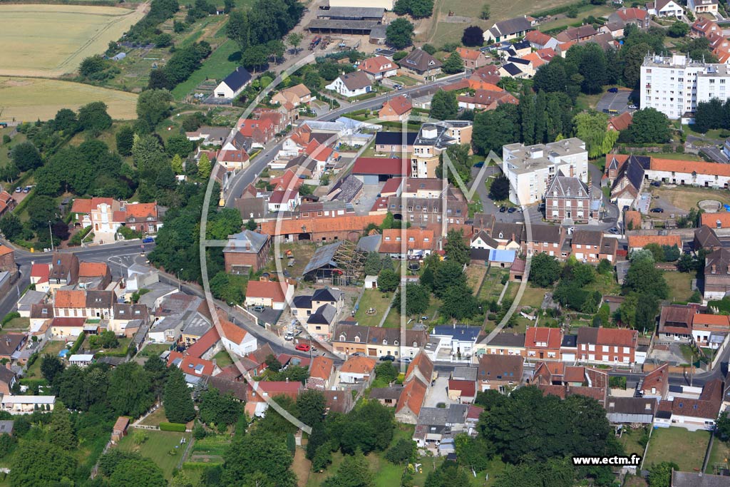 Photo arienne de Nux-les-Mines