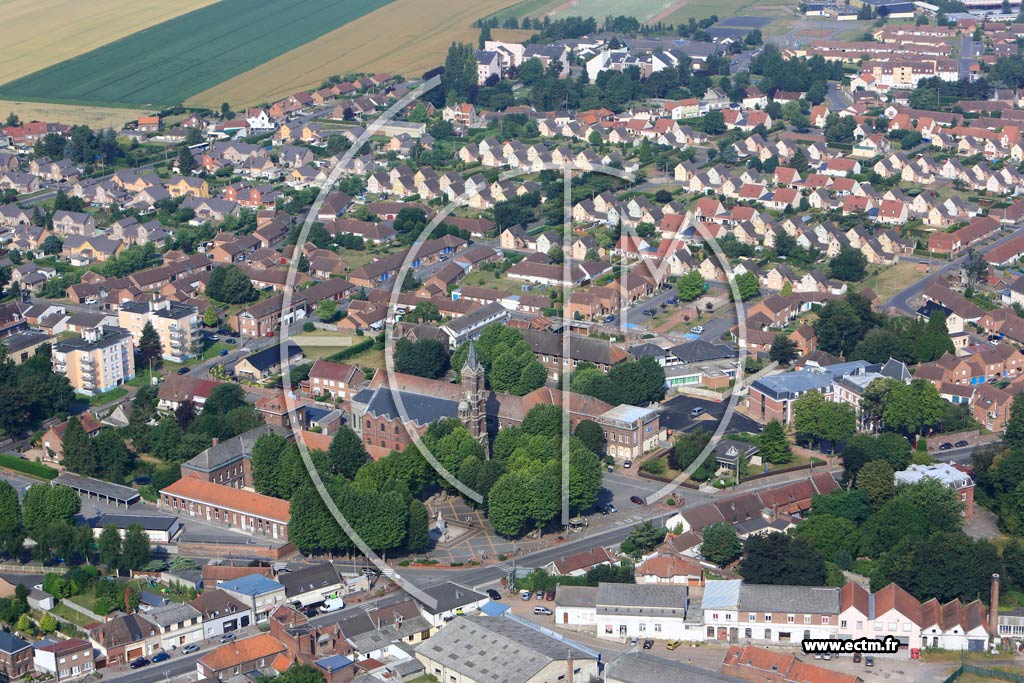 Photo arienne de Nux-les-Mines (Quartier de l'Eglise)