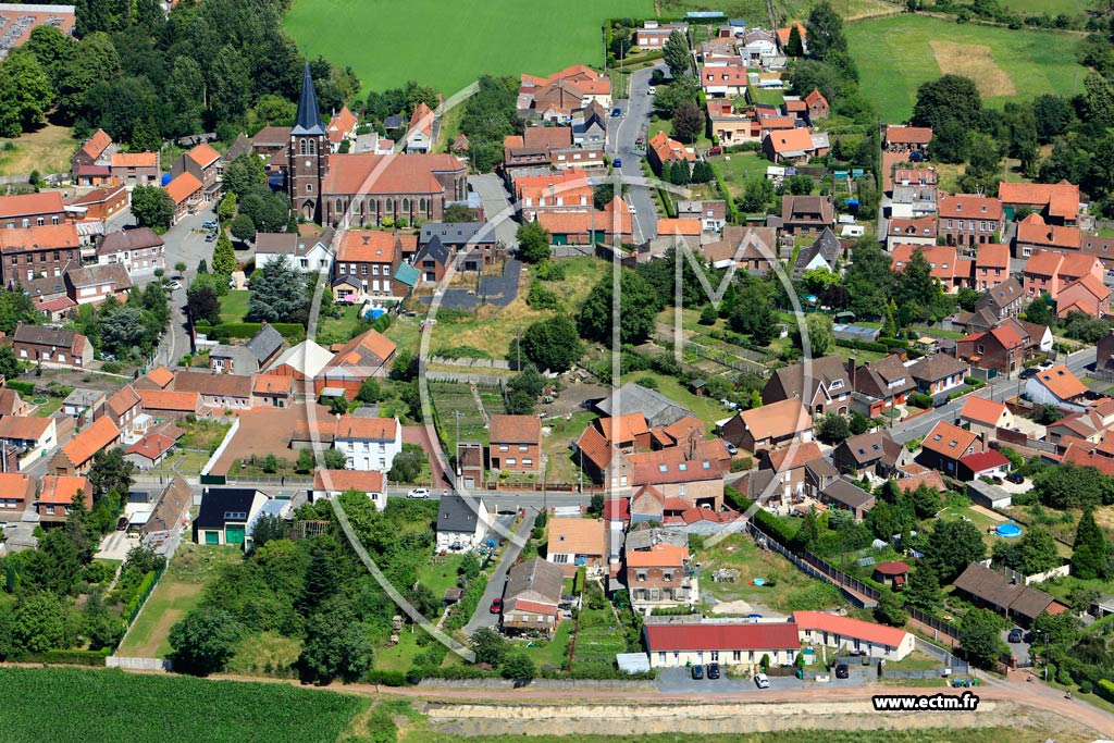 Photo arienne de Ostricourt (Quartier de l'Eglise)