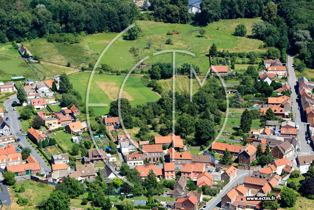 Photo arienne de Ostricourt (Quartier de l'Eglise)