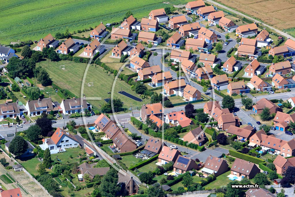 Photo arienne de Phalempin (Quartier de la Rue du Gnral De Gaulle)