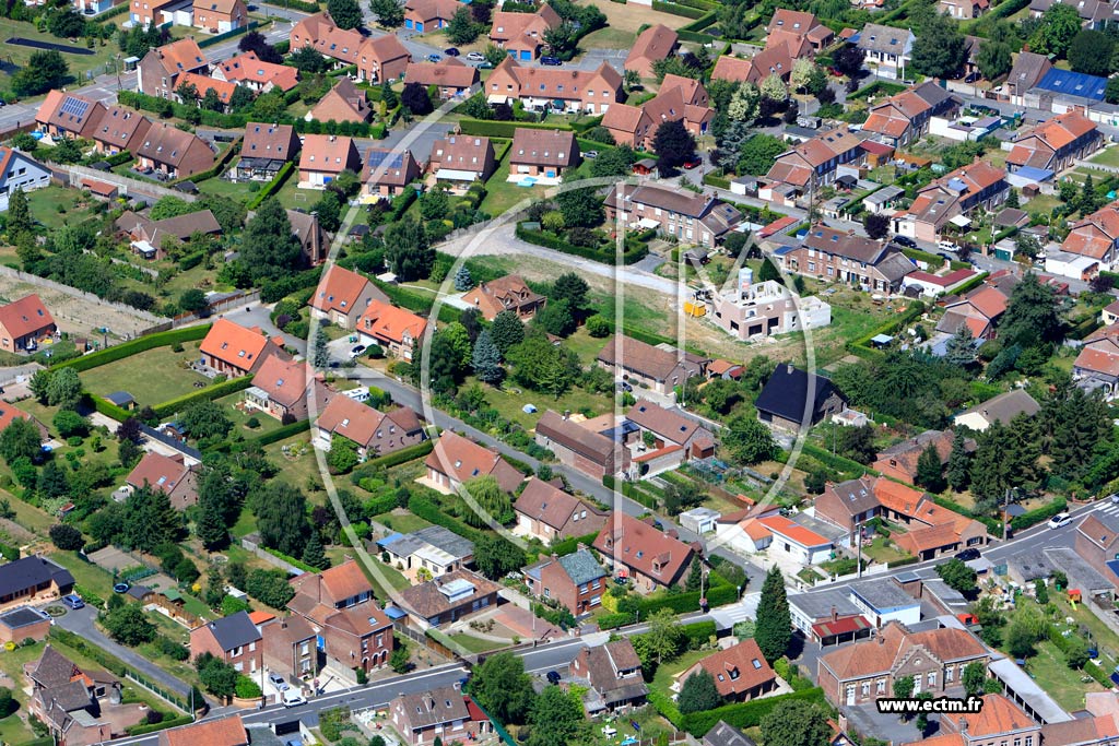 Photo arienne de Phalempin (Quartier de la Rue du Gnral De Gaulle)