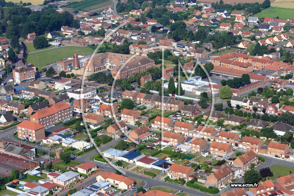 Photo arienne de Sains-en-Gohelle (Quartier de la Mairie)