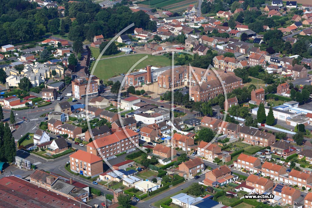 Photo arienne de Sains-en-Gohelle (Quartier de la Mairie)
