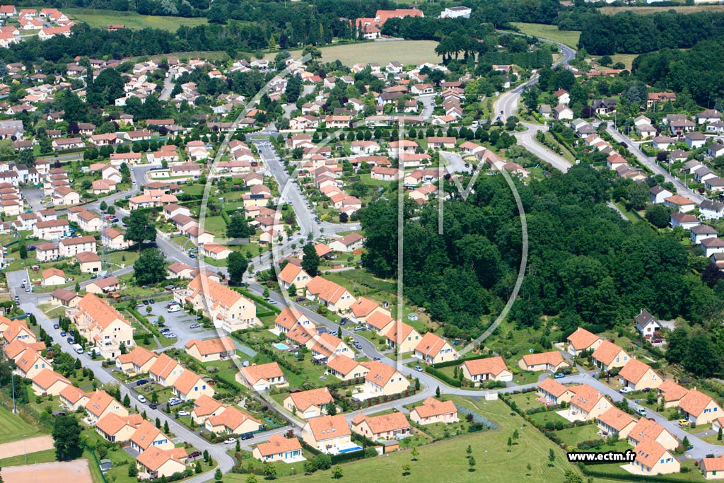Photo arienne de Condat-sur-Vienne