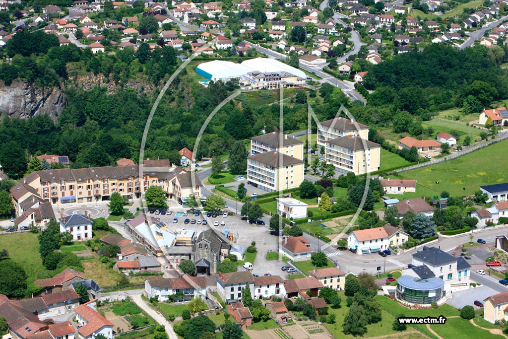 Photo arienne de Condat-sur-Vienne