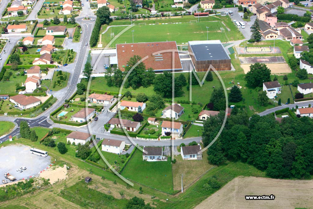 Photo arienne de Saint-Just-le-Martel