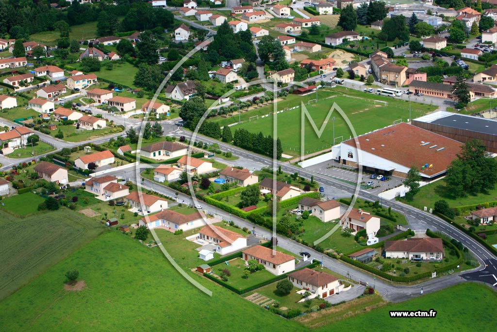 Photo arienne de Saint-Just-le-Martel