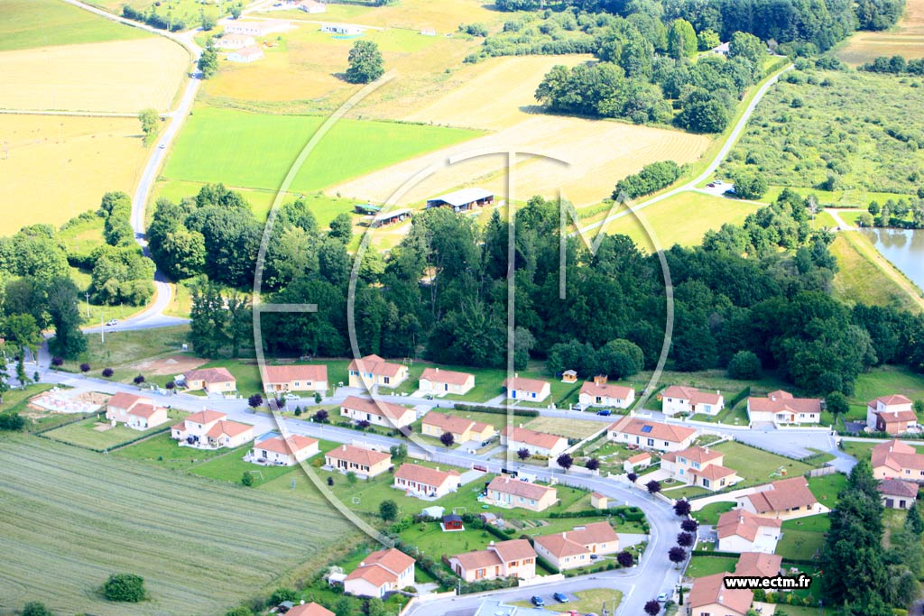 Photo arienne de Verneuil-sur-Vienne