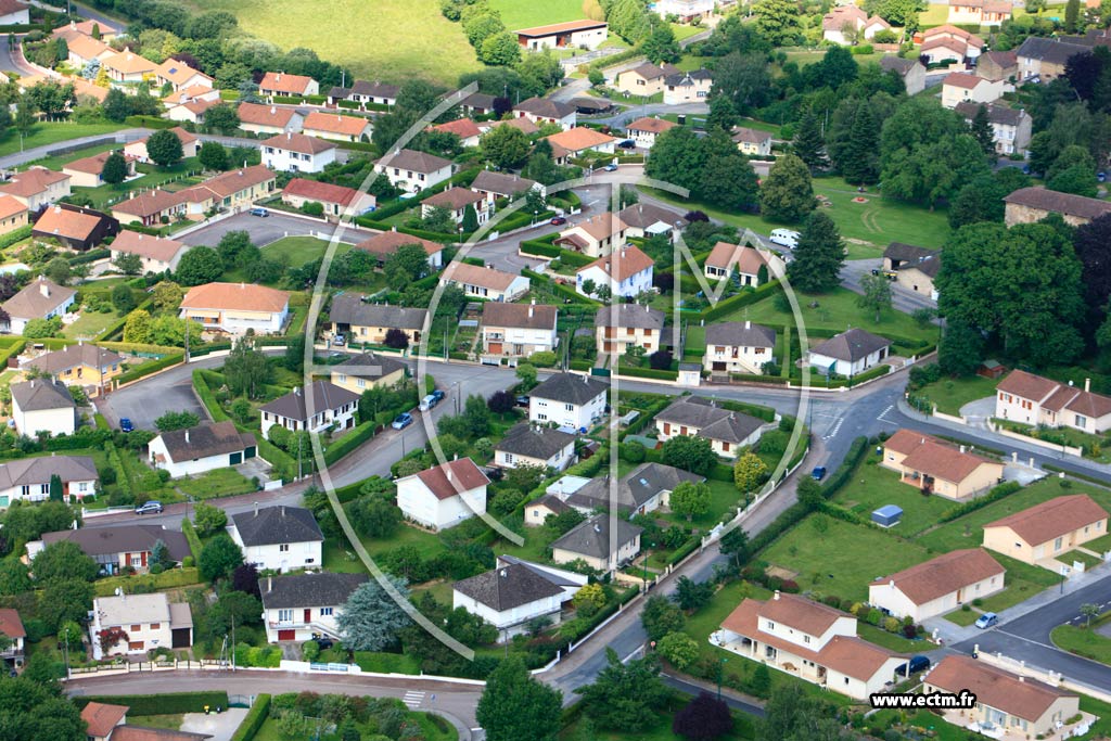 Photo arienne de Verneuil-sur-Vienne