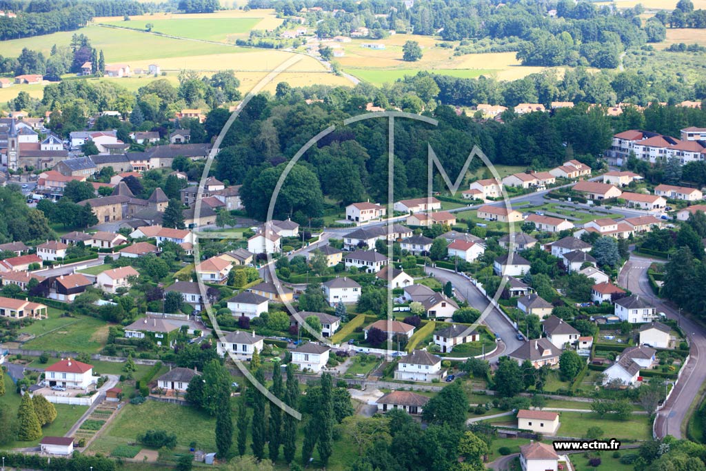 Photo arienne de Verneuil-sur-Vienne