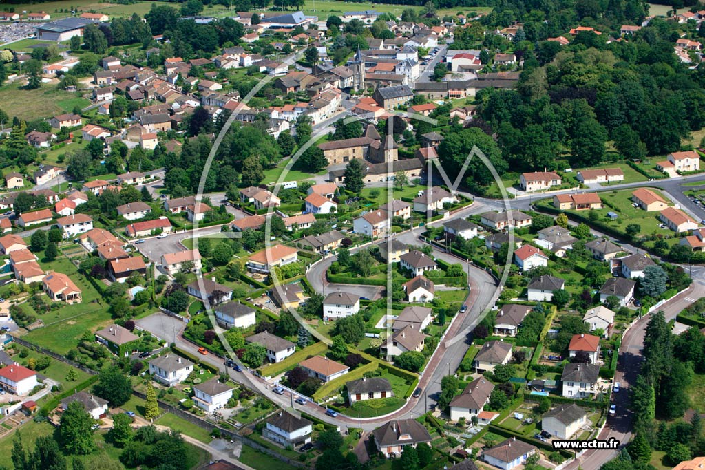 Photo arienne de Verneuil-sur-Vienne