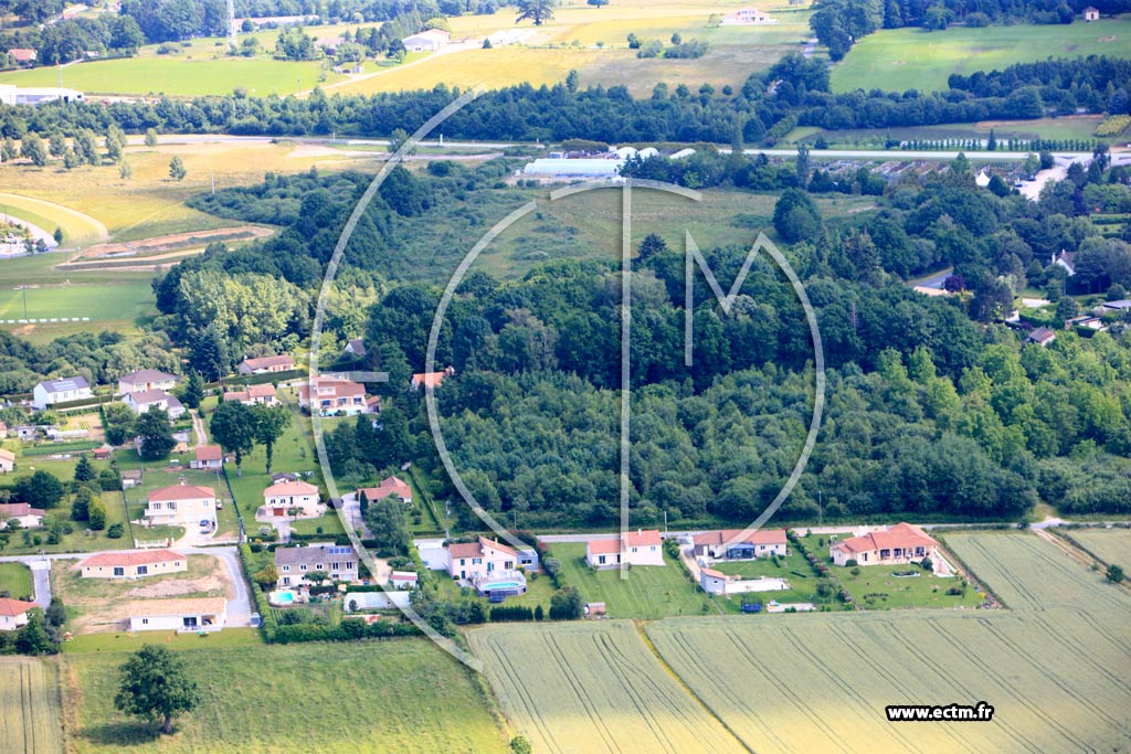 Photo arienne de Verneuil-sur-Vienne
