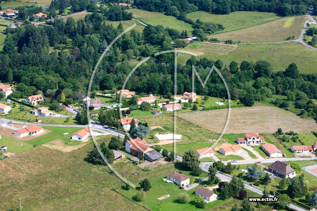 Photo arienne de Verneuil-sur-Vienne (Le Haut Flix)