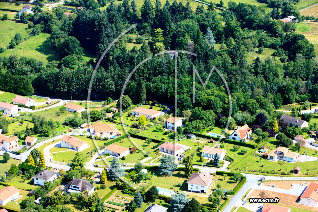 Photo arienne de Verneuil-sur-Vienne (Le Haut Flix)