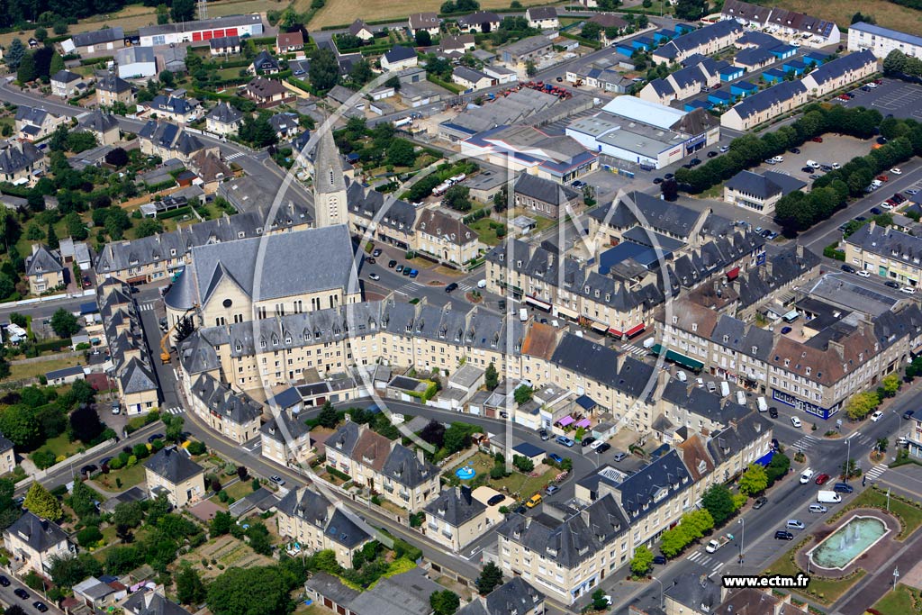 Photo arienne de Aunay-sur-Odon (Quartier de l'Eglise)