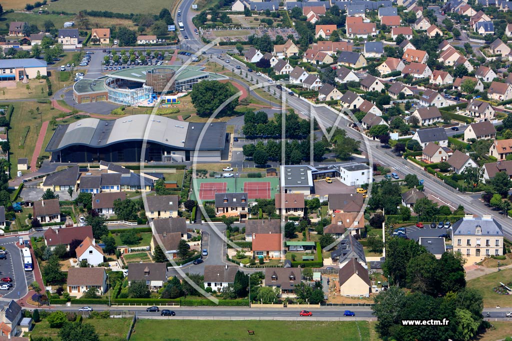 Photo arienne de Carpiquet