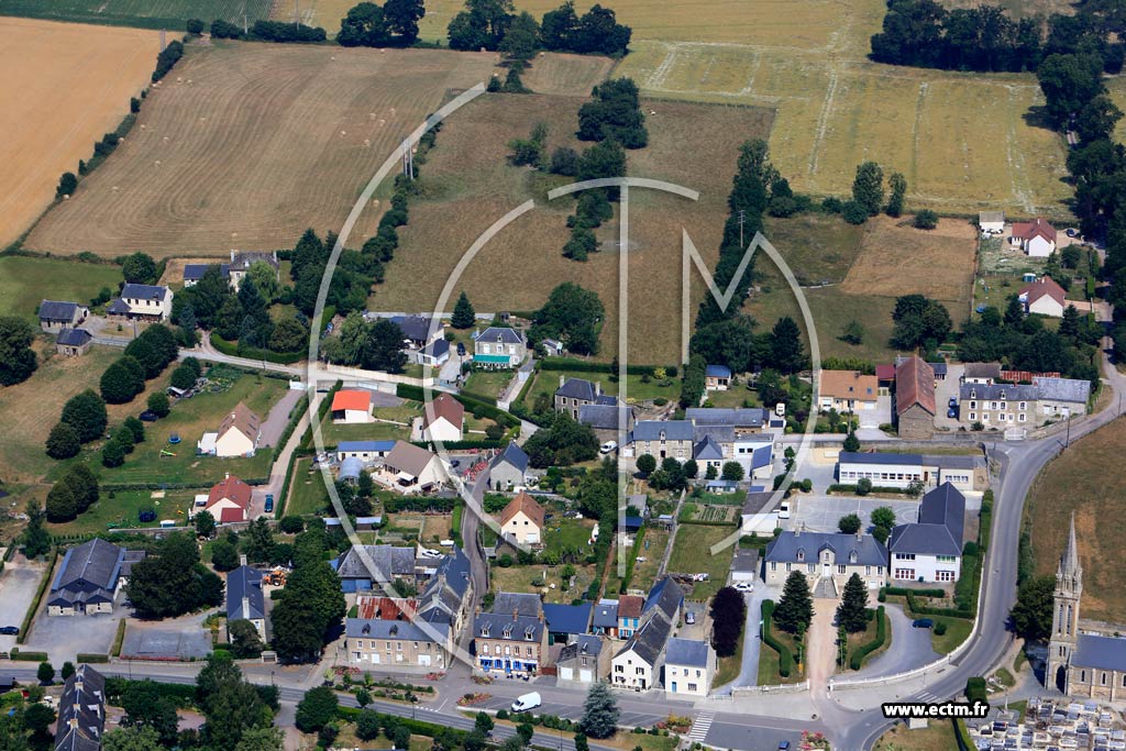 Photo arienne de pinay-sur-Odon (Le Bourg)