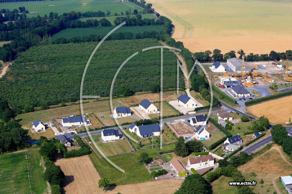 Photo arienne de Lingvres (La Senaudire)
