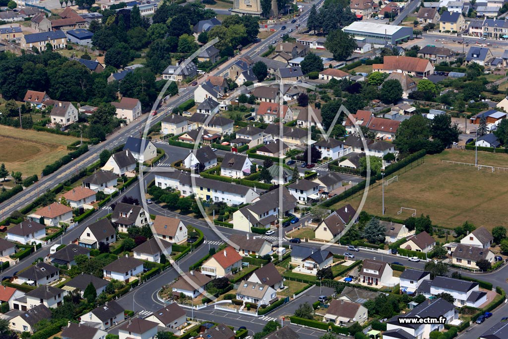 Photo arienne de May-sur-Orne