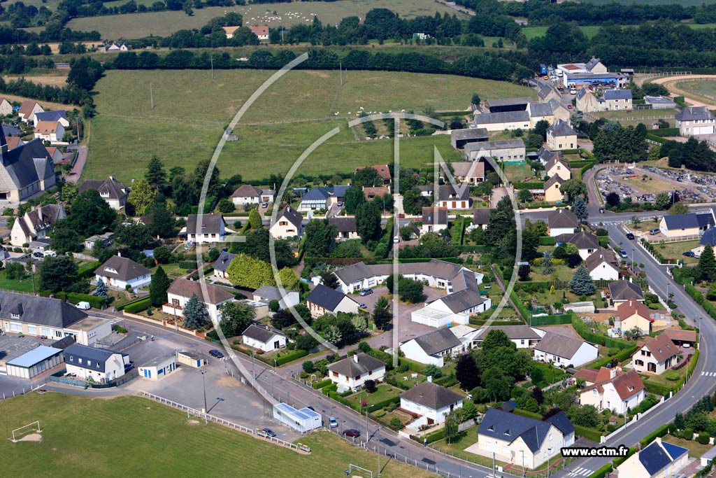 Photo arienne de Noyers-Bocage