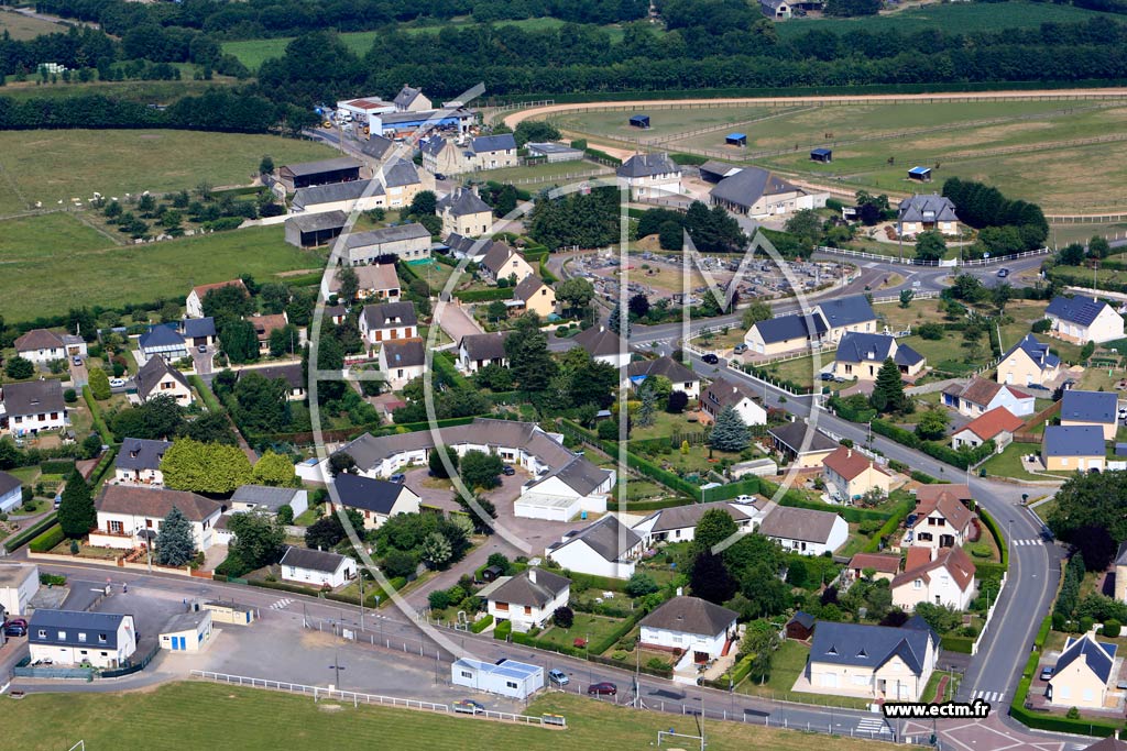 Photo arienne de Noyers-Bocage