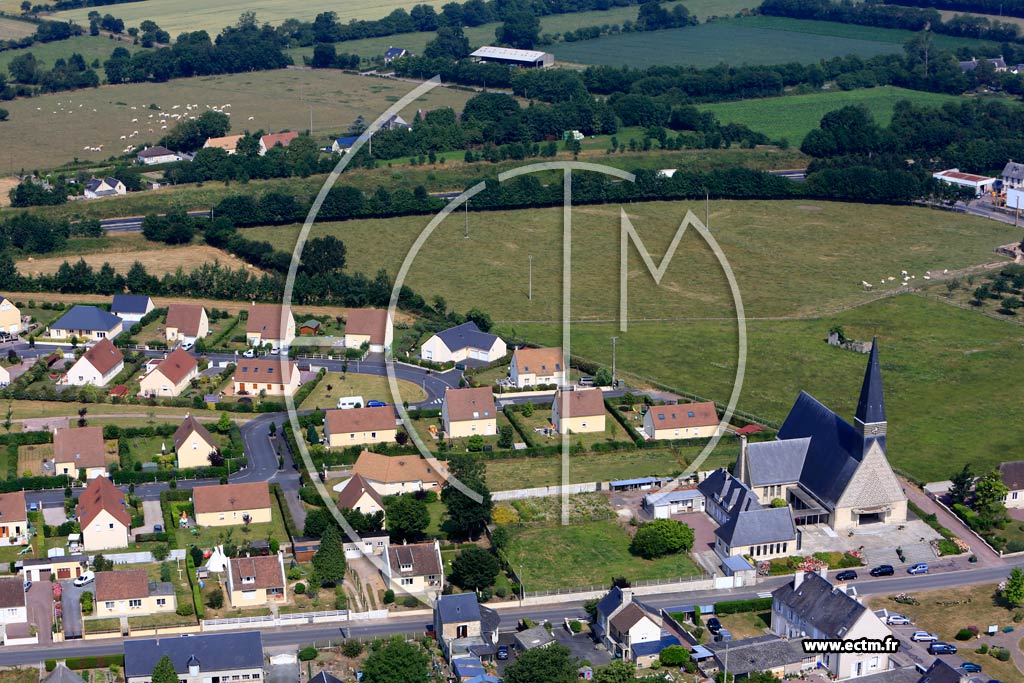 Photo arienne de Noyers-Bocage
