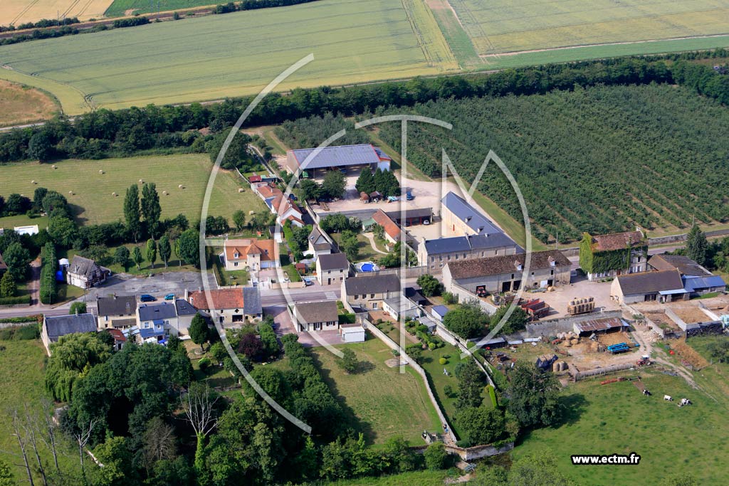 Photo arienne de Rots (Quartier de la Route de Caen)