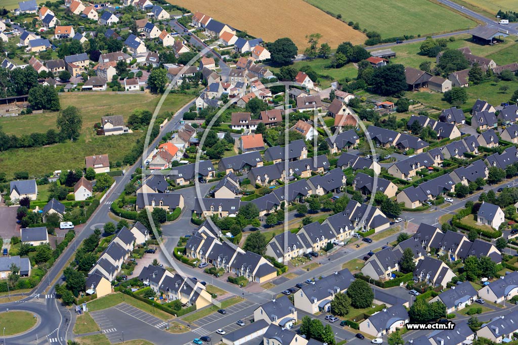 Photo arienne de Saint-Germain-la-Blanche-Herbe