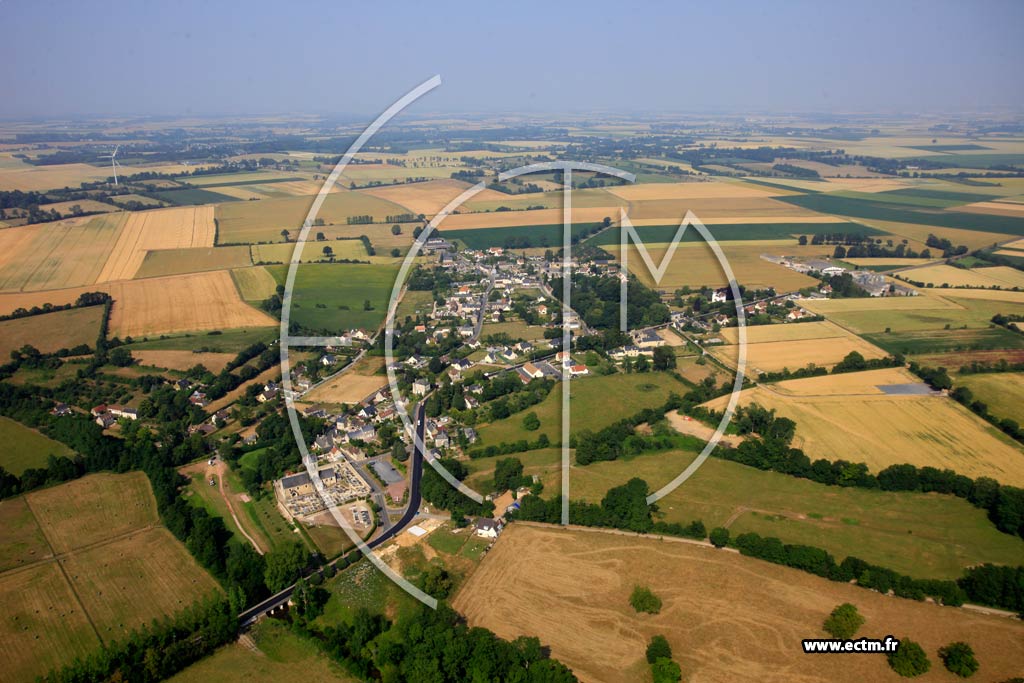 Photo arienne de Tilly-sur-Seulles (Saint-Pierre)