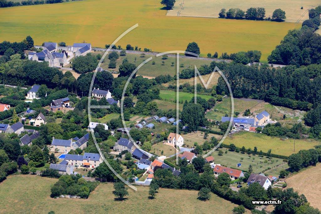 Photo arienne de Vaux-sur-Seulles (Le Bourg L'Abb)