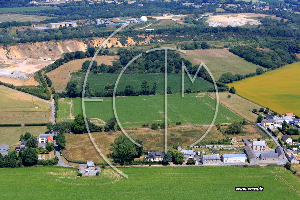 Photo arienne de Vaux-sur-Seulles (Le Bourg L'Abb)