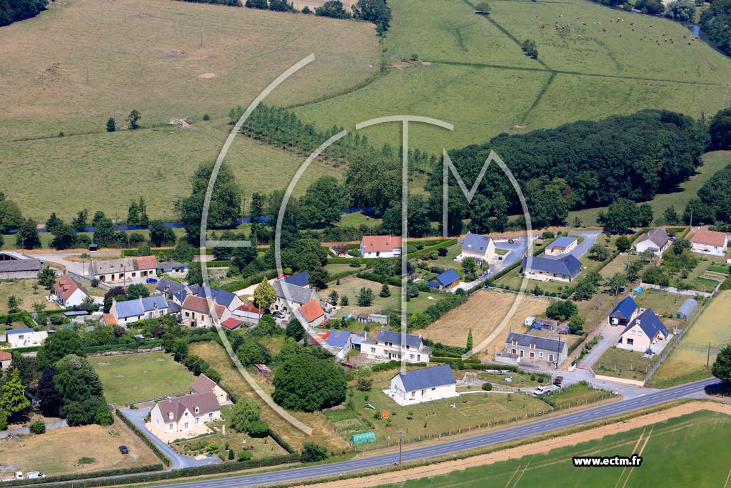 Photo arienne de Vaux-sur-Seulles (Vaussieux)