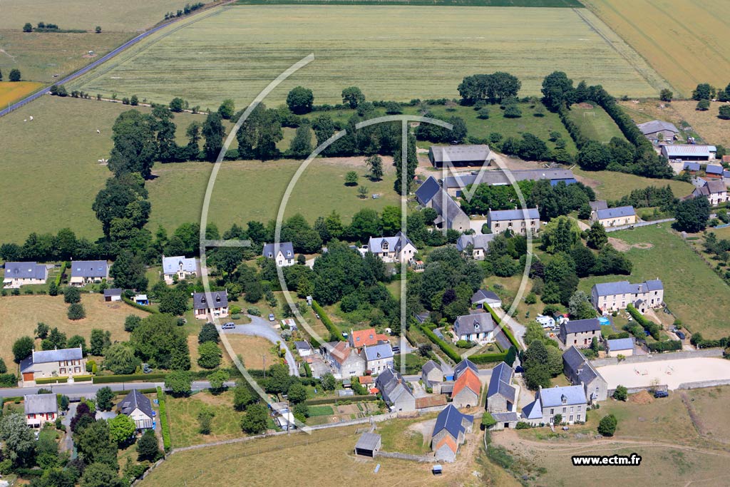 Photo arienne de Vienne-en-Bessin