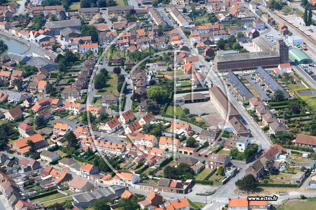 Photo arienne de Bourbourg (Quartier de la Gare)