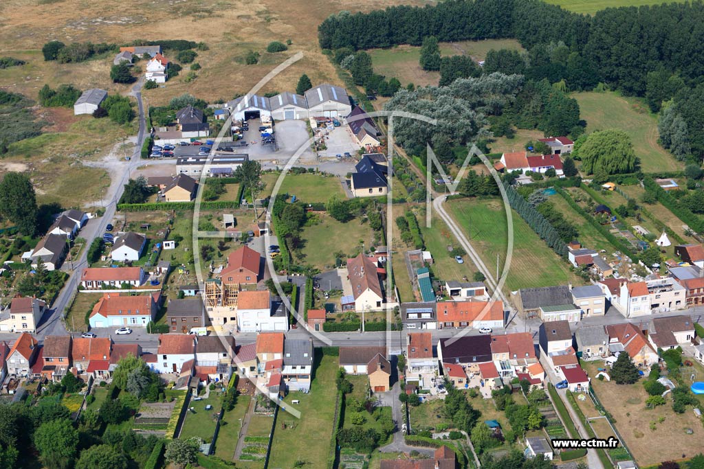 Photo arienne de Ghyvelde (Quartier de la Rue Nationale)