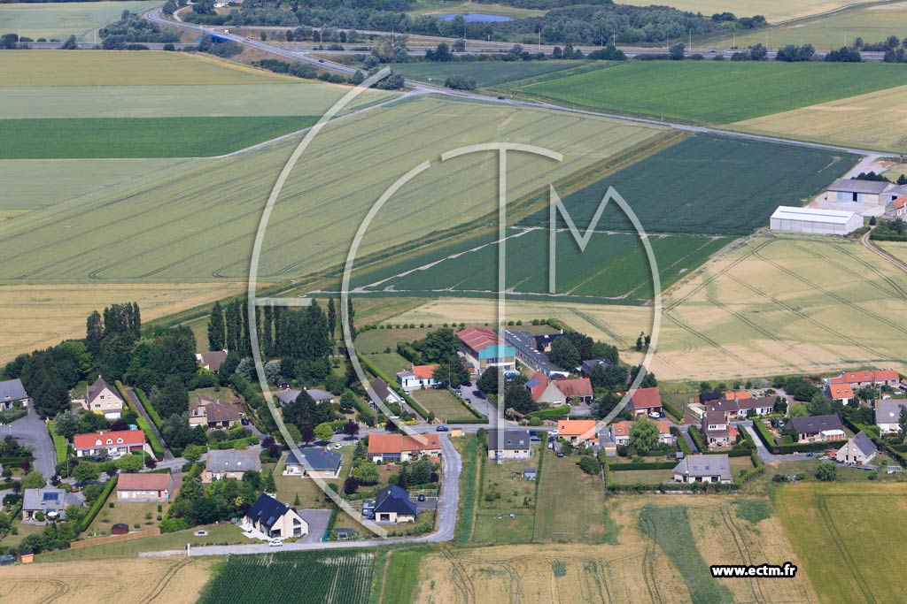 Photo arienne de Leffrinckoucke (Village)